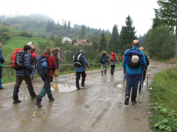 Bieszczady Wschodnie - ku położonemu w sąsiedztwie Sławska Trościanowi /1235m/.