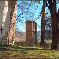 Bieszczady.Ruiny cerkwi w Krywem.