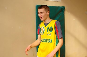 Towarzyski mecz najmłodszych adpetów koszykówki z ULKS "Brzozowiak" z drużyną Gimnazjum w Baranowie #Sobieszyn #Brzozowa #Koszykówka