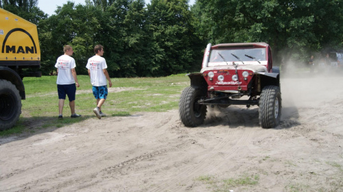 Master Race 2011 Xtreme Offroad team