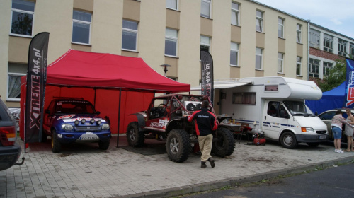 Master Race 2011 Xtreme Offroad team