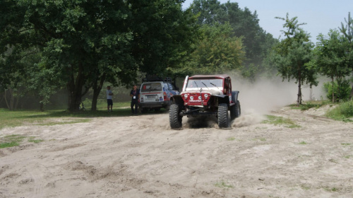 Master Race 2011 Xtreme Offroad team