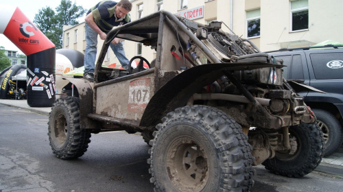 Master Race 2011 Xtreme Offroad team