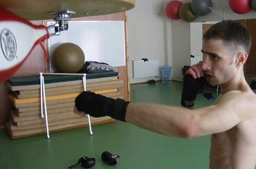 Zapraszamy na www.fightzone.pl oraz na www.wejherowo.dbv.pl #kickboxing #wejherowo #karcz #rafal #gminny #ośrodek #sportu #rekreacji #turystyki #Luzino #karate #full #contact #team #zieliński #mateusz #walka #przygotowania