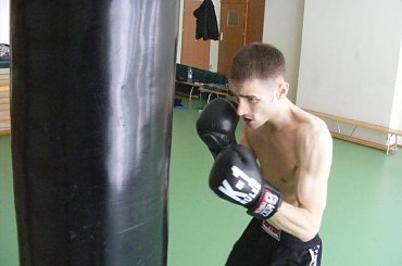 Zapraszamy na www.fightzone.pl oraz na www.wejherowo.dbv.pl #kickboxing #wejherowo #karcz #rafal #gminny #ośrodek #sportu #rekreacji #turystyki #Luzino #karate #full #contact #team #zieliński #mateusz #walka #przygotowania