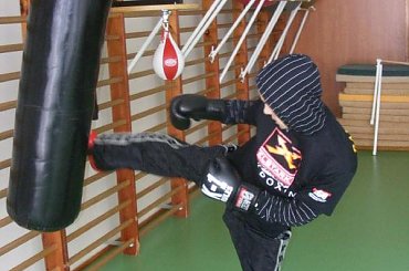 Zapraszamy na www.fightzone.pl oraz na www.wejherowo.dbv.pl #kickboxing #wejherowo #karcz #rafal #gminny #ośrodek #sportu #rekreacji #turystyki #Luzino #karate #full #contact #team #zieliński #mateusz #walka #przygotowania