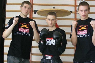 Zapraszamy na www.fightzone.pl oraz na www.wejherowo.dbv.pl #kickboxing #wejherowo #karcz #rafal #gminny #ośrodek #sportu #rekreacji #turystyki #Luzino #karate #full #contact #team #zieliński #mateusz #walka #przygotowania