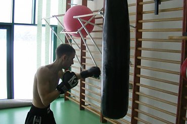 Zapraszamy na www.fightzone.pl oraz na www.wejherowo.dbv.pl #kickboxing #wejherowo #karcz #rafal #gminny #ośrodek #sportu #rekreacji #turystyki #Luzino #karate #full #contact #team #zieliński #mateusz #walka #przygotowania