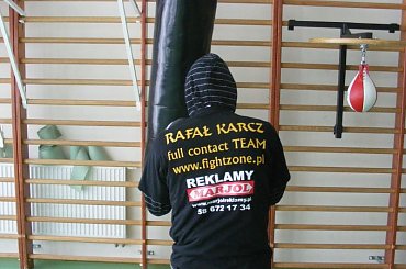 Zapraszamy na www.fightzone.pl oraz na www.wejherowo.dbv.pl #kickboxing #wejherowo #karcz #rafal #gminny #ośrodek #sportu #rekreacji #turystyki #Luzino #karate #full #contact #team #zieliński #mateusz #walka #przygotowania
