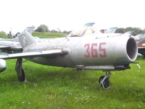 MIG-15