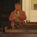 Robert Panek z nieodłącznym klarnetem gra komponowany utwór - Moja Tora #JudeStaszow