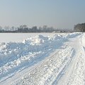 Odśnieżona droga po obfitych opadach, Cerekwica. #zima