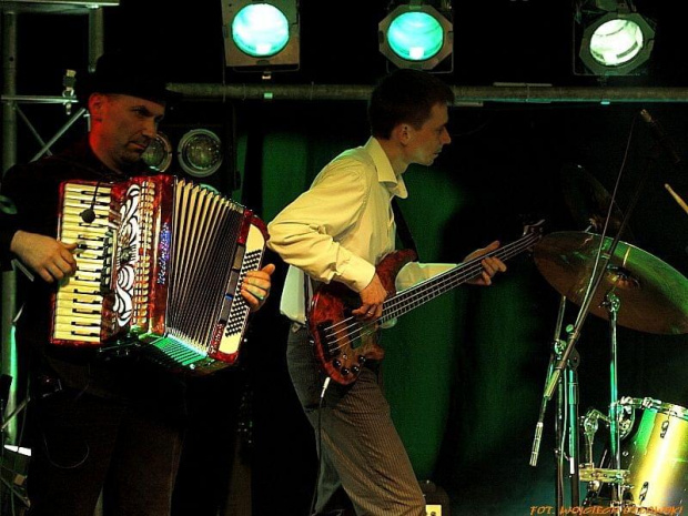 Shamrock - dzień Św. Patryka w suwalskiej Restauracji NA STARÓWCE; 19 marca 2010 #RestauracjaNASTARÓWCE #Suwałki #Shamrock #koncert #muzyka #FolkCeltycki #BogdanBernard #PuzaJerzy