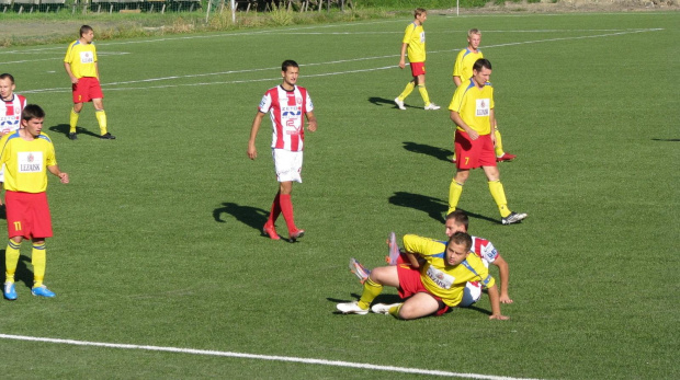 Resovia II Rzeszów - Pogoń Leżajsk 21.08.2011 r. IV liga podkarpacka #IVLiga #IVLigaPodkarpacka #lezajsk #lezajsktm #leżajsk #PiłkaNożna #pogon #pogoń #PogońLeżajsk #resovia #ResoviaIIRzeszów #ResoviaRzeszów #rzeszów #sport