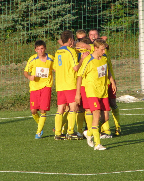 Resovia II Rzeszów - Pogoń Leżajsk 21.08.2011 r. IV liga podkarpacka #IVLiga #IVLigaPodkarpacka #lezajsk #lezajsktm #leżajsk #PiłkaNożna #pogon #pogoń #PogońLeżajsk #resovia #ResoviaIIRzeszów #ResoviaRzeszów #rzeszów #sport