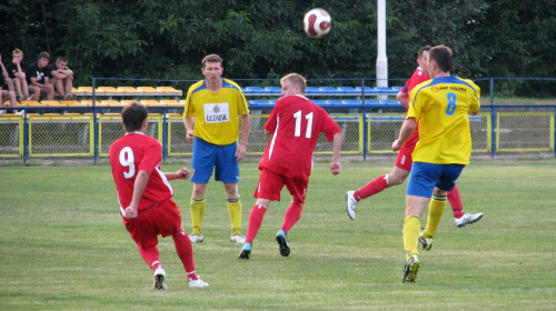 Pogoń Leżajsk - Igloopol Dębica (1:0), 24.08.2011 r. - IV liga podkarpacka #dębica #Igloopol #IgloopolDębica #IVLiga #lezajsk #lezajsktm #leżajsk #PiłkaNożna #pogon #pogoń #PogońLeżajsk #sport