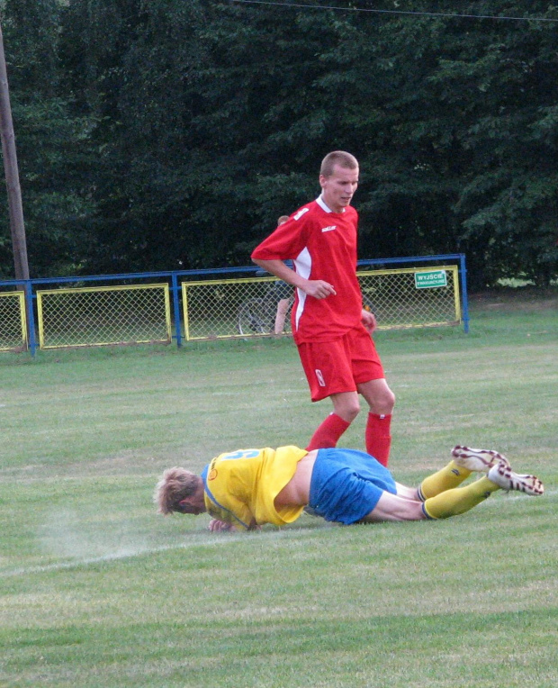 Pogoń Leżajsk - Igloopol Dębica (1:0), 24.08.2011 r. - IV liga podkarpacka #dębica #Igloopol #IgloopolDębica #IVLiga #lezajsk #lezajsktm #leżajsk #PiłkaNożna #pogon #pogoń #PogońLeżajsk #sport