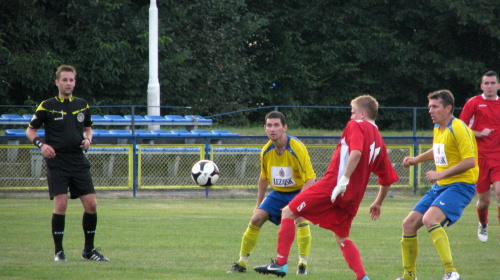 Pogoń Leżajsk - Igloopol Dębica (1:0), 24.08.2011 r. - IV liga podkarpacka #dębica #Igloopol #IgloopolDębica #IVLiga #lezajsk #lezajsktm #leżajsk #PiłkaNożna #pogon #pogoń #PogońLeżajsk #sport