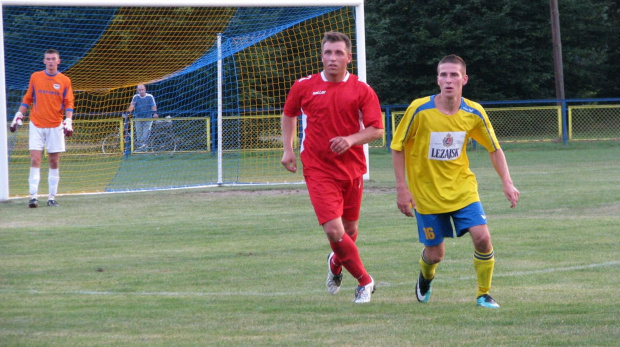 Pogoń Leżajsk - Igloopol Dębica (1:0), 24.08.2011 r. - IV liga podkarpacka #dębica #Igloopol #IgloopolDębica #IVLiga #lezajsk #lezajsktm #leżajsk #PiłkaNożna #pogon #pogoń #PogońLeżajsk #sport