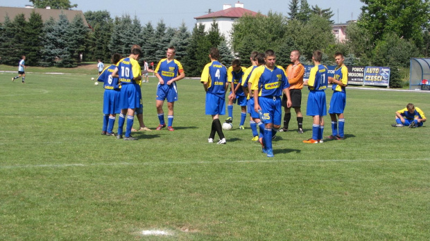 Błękitni Ropczyce - Pogoń Leżajsk, 27.08.2011 r. - II liga podkarpacka juniorów starszych i młodszych #błękitni #BłękitniRopczyce #juniorzy #lezajsk #leżajsk #PiłkaNożna #pogon #pogoń #PogońLeżajsk #ropczyce #sport