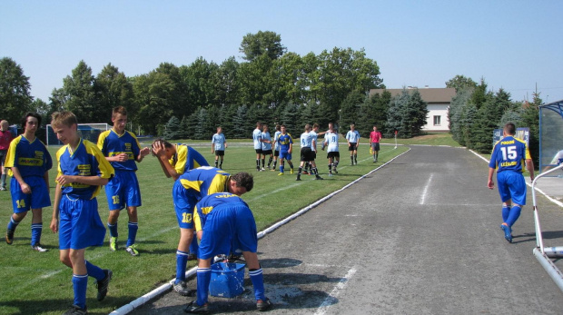 Błękitni Ropczyce - Pogoń Leżajsk, 27.08.2011 r. - II liga podkarpacka juniorów starszych i młodszych #błękitni #BłękitniRopczyce #juniorzy #lezajsk #leżajsk #PiłkaNożna #pogon #pogoń #PogońLeżajsk #ropczyce #sport