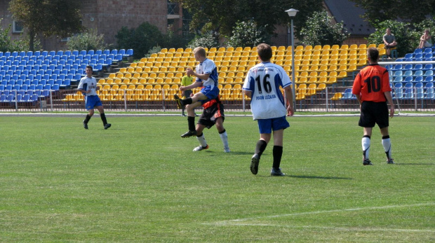 Błękitni Ropczyce - Pogoń Leżajsk, 27.08.2011 r. - II liga podkarpacka juniorów starszych i młodszych #błękitni #BłękitniRopczyce #juniorzy #lezajsk #leżajsk #PiłkaNożna #pogon #pogoń #PogońLeżajsk #ropczyce #sport