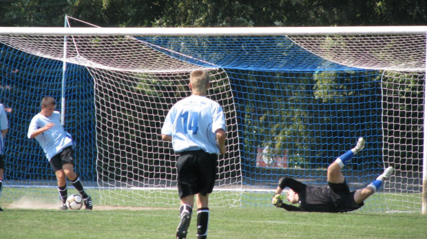 Błękitni Ropczyce - Pogoń Leżajsk, 27.08.2011 r. - II liga podkarpacka juniorów starszych i młodszych #błękitni #BłękitniRopczyce #juniorzy #lezajsk #leżajsk #PiłkaNożna #pogon #pogoń #PogońLeżajsk #ropczyce #sport