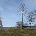 sloneczna, ale chlodna sobota nad jeziorem Ontario #jezioro