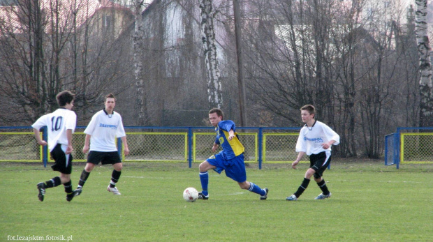 Juniorzy młodsi, mecz Pogoń Leżajsk - Orzeł Przeworsk, 28.03.2010 r., wynik 2:1, miejsce: Leżajsk #pogon #pogoń #leżajsk #lezajsk #PogońLeżajsk #pogonlezajsk #orzeł #przeworsk #OrzełPrzeworsk #juniorzy #JuniorzyMłodsi #MZKSPogońLeżajsk