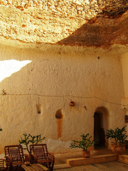 Gharyan - Dom Troglodytow (odnowiony dom berberyjski)