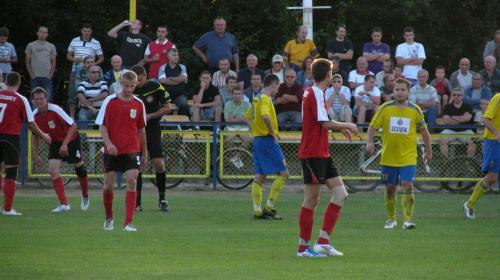 Pogoń Leżajsk - Stal Nowa Dęba (3:1), 03.09.2011 r. - IV liga podkarpacka #IVLiga #lezajsk #lezajstm #leżajsk #NowaDęba #PiłkaNożna #pogon #pogoń #PogońLeżajsk #sport #stal #StalNowaDęba