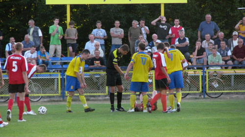 Pogoń Leżajsk - Stal Nowa Dęba (3:1), 03.09.2011 r. - IV liga podkarpacka #IVLiga #lezajsk #lezajstm #leżajsk #NowaDęba #PiłkaNożna #pogon #pogoń #PogońLeżajsk #sport #stal #StalNowaDęba