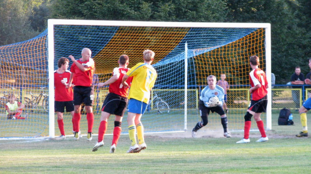 Pogoń Leżajsk - Stal Nowa Dęba (3:1), 03.09.2011 r. - IV liga podkarpacka #IVLiga #lezajsk #lezajstm #leżajsk #NowaDęba #PiłkaNożna #pogon #pogoń #PogońLeżajsk #sport #stal #StalNowaDęba