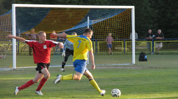 Pogoń Leżajsk - Stal Nowa Dęba (3:1), 03.09.2011 r. - IV liga podkarpacka #IVLiga #lezajsk #lezajstm #leżajsk #NowaDęba #PiłkaNożna #pogon #pogoń #PogońLeżajsk #sport #stal #StalNowaDęba