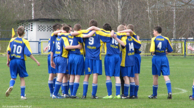 Juniorzy młodsi Pogoń Leżajsk - Unia Nowa Sarzyna (3:0), 02.04.2010 r., II liga podkarpacka juniorów #pogoń #pogon #lezajsk #leżajsk #PogońLeżajsk #pogonlezajsk #lezajsktm #sport #PiłkaNożna #juniorzy #unia #NowaSarzyna #UniaNowaSarzyna