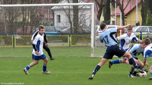 Juniorzy Starsi Pogoń Leżajsk - Unia Nowa Sarzyna (5:0), Leżajsk 02.04.2010 r. #pogon #pogoń #leżajsk #lezajsk #PogońLeżajsk #unia #NowaSarzyna #UniaNowaSzarzyna #lezajsktm #sport #piłkanożna