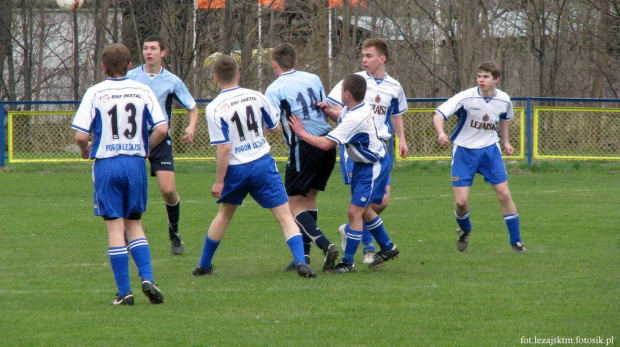 Juniorzy Starsi Pogoń Leżajsk - Unia Nowa Sarzyna (5:0), Leżajsk 02.04.2010 r. #pogon #pogoń #leżajsk #lezajsk #PogońLeżajsk #unia #NowaSarzyna #UniaNowaSzarzyna #lezajsktm #sport #piłkanożna