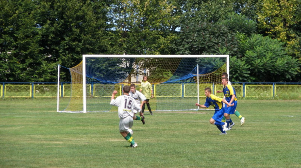 Pogoń Leżajsk - Orzeł Przeworsk, 2011 r. - II liga podkarpacka juniorów młodszych #lezajsk #lezajsktm #leżajsk #orzeł #OrzełPrzeworsk #PiłkaNożna #pogon #pogoń #PogońLeżajsk #przeworsk #sport