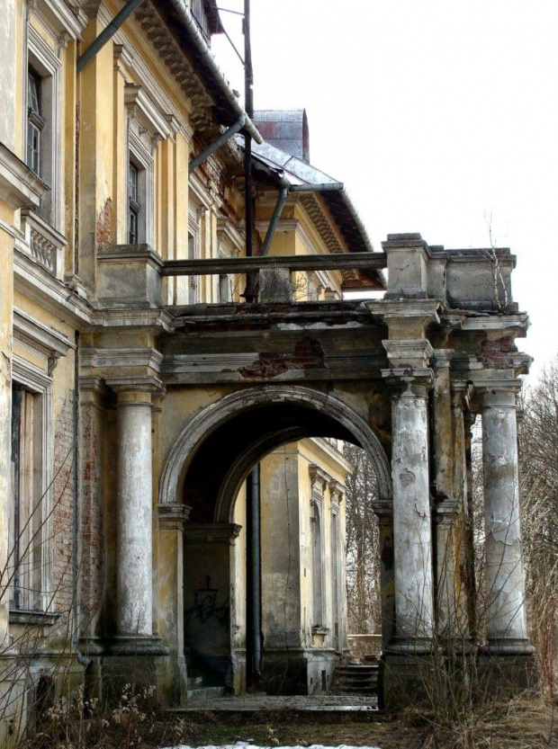 Pałac w Bałtowie.
