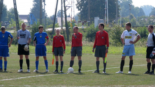 goń Leżajsk - Stal Mielec II (1:0), 17.09.2011 r. - II liga podkarpacka juniorów starszych #juniorzy #lezajsk #lezajsktm #leżajsk #mielec #PiłkaNożna #pogon #pogoń #PogońLeżajsk #sport #stal #StalMielec