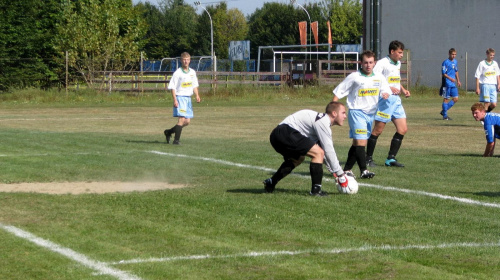 goń Leżajsk - Stal Mielec II (1:0), 17.09.2011 r. - II liga podkarpacka juniorów starszych #juniorzy #lezajsk #lezajsktm #leżajsk #mielec #PiłkaNożna #pogon #pogoń #PogońLeżajsk #sport #stal #StalMielec