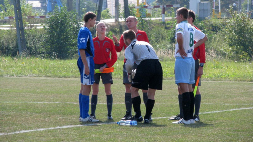 goń Leżajsk - Stal Mielec II (1:0), 17.09.2011 r. - II liga podkarpacka juniorów starszych #juniorzy #lezajsk #lezajsktm #leżajsk #mielec #PiłkaNożna #pogon #pogoń #PogońLeżajsk #sport #stal #StalMielec