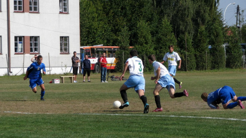 goń Leżajsk - Stal Mielec II (1:0), 17.09.2011 r. - II liga podkarpacka juniorów starszych #juniorzy #lezajsk #lezajsktm #leżajsk #mielec #PiłkaNożna #pogon #pogoń #PogońLeżajsk #sport #stal #StalMielec