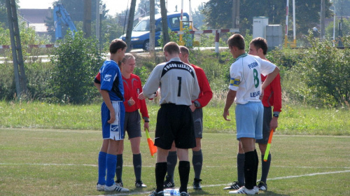 goń Leżajsk - Stal Mielec II (1:0), 17.09.2011 r. - II liga podkarpacka juniorów starszych #juniorzy #lezajsk #lezajsktm #leżajsk #mielec #PiłkaNożna #pogon #pogoń #PogońLeżajsk #sport #stal #StalMielec