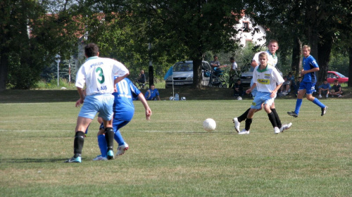 goń Leżajsk - Stal Mielec II (1:0), 17.09.2011 r. - II liga podkarpacka juniorów starszych #juniorzy #lezajsk #lezajsktm #leżajsk #mielec #PiłkaNożna #pogon #pogoń #PogońLeżajsk #sport #stal #StalMielec