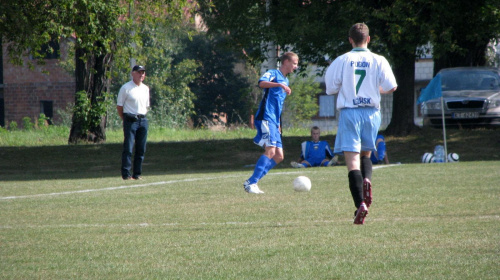 goń Leżajsk - Stal Mielec II (1:0), 17.09.2011 r. - II liga podkarpacka juniorów starszych #juniorzy #lezajsk #lezajsktm #leżajsk #mielec #PiłkaNożna #pogon #pogoń #PogońLeżajsk #sport #stal #StalMielec