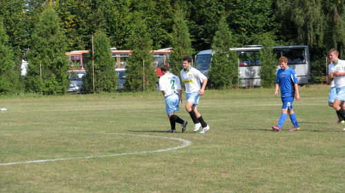 goń Leżajsk - Stal Mielec II (1:0), 17.09.2011 r. - II liga podkarpacka juniorów starszych #juniorzy #lezajsk #lezajsktm #leżajsk #mielec #PiłkaNożna #pogon #pogoń #PogońLeżajsk #sport #stal #StalMielec