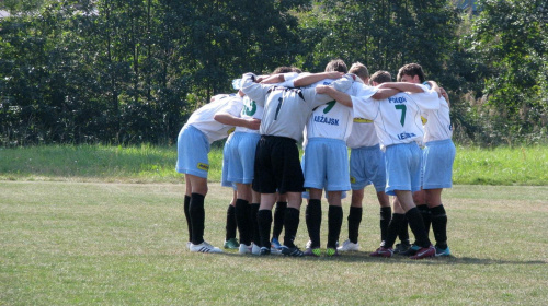 goń Leżajsk - Stal Mielec II (1:0), 17.09.2011 r. - II liga podkarpacka juniorów starszych #juniorzy #lezajsk #lezajsktm #leżajsk #mielec #PiłkaNożna #pogon #pogoń #PogońLeżajsk #sport #stal #StalMielec