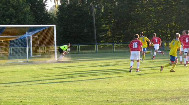 Pogoń Leżajsk - Cosmos Nowotaniec (2:1), 17.09.2011 r. - IV liga podkarpacka #CosmosNowotaniec #IVLiga #lezajsk #lezajsktm #leżajsk #nowotaniec #PiłkaNożna #pogon #pogoń #PogońLeżajsk #sport