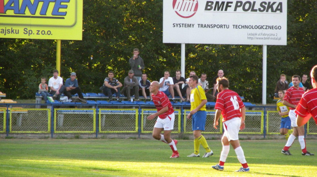 Pogoń Leżajsk - Cosmos Nowotaniec (2:1), 17.09.2011 r. - IV liga podkarpacka #CosmosNowotaniec #IVLiga #lezajsk #lezajsktm #leżajsk #nowotaniec #PiłkaNożna #pogon #pogoń #PogońLeżajsk #sport